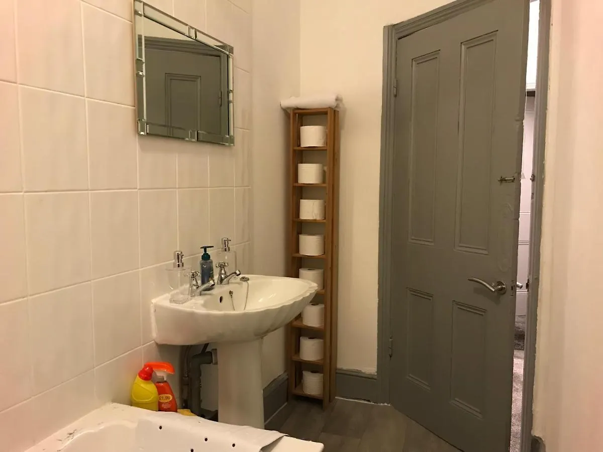 Guest house The Skipton Villa - The Hideaway Sheffield
