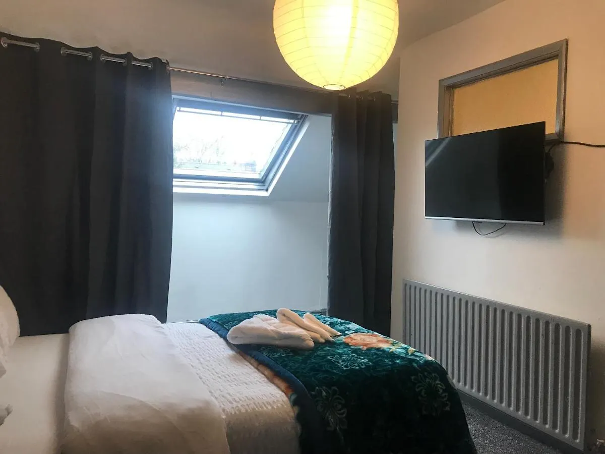 The Skipton Villa - The Hideaway Sheffield Guest house